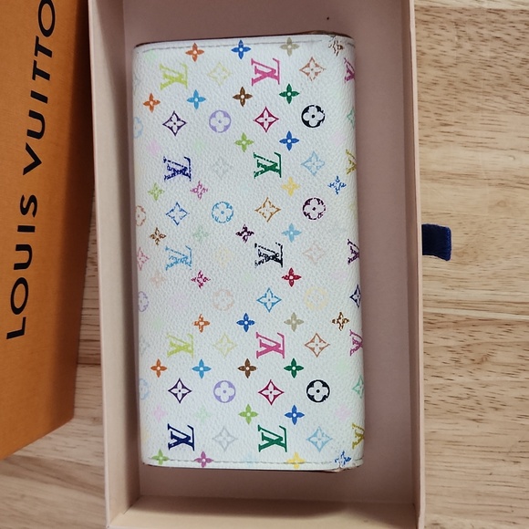 Louis Vuitton Murakami Long Wallet - Picture 3 of 9